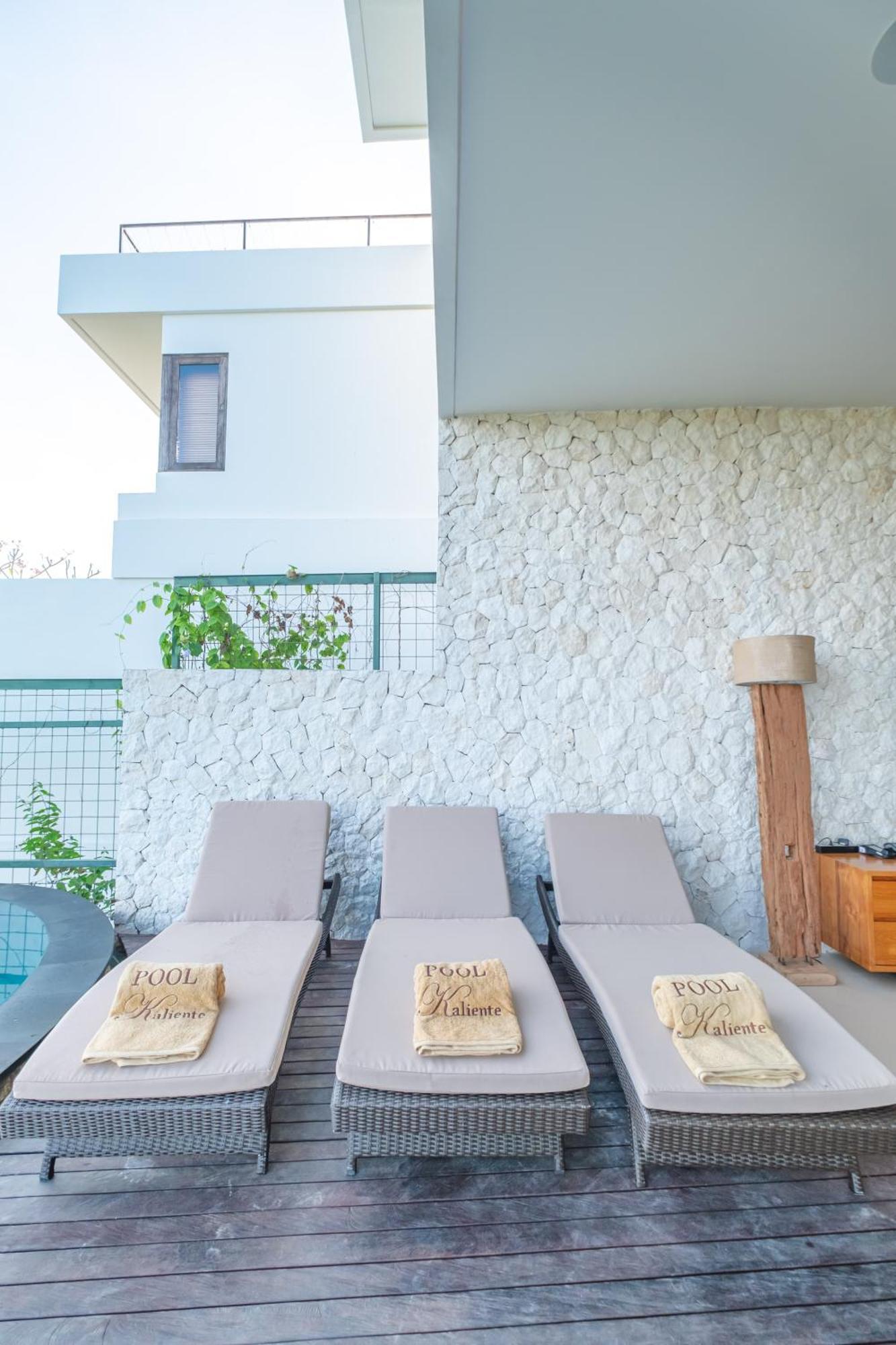 Villa Kaliente Toyapakeh Dış mekan fotoğraf